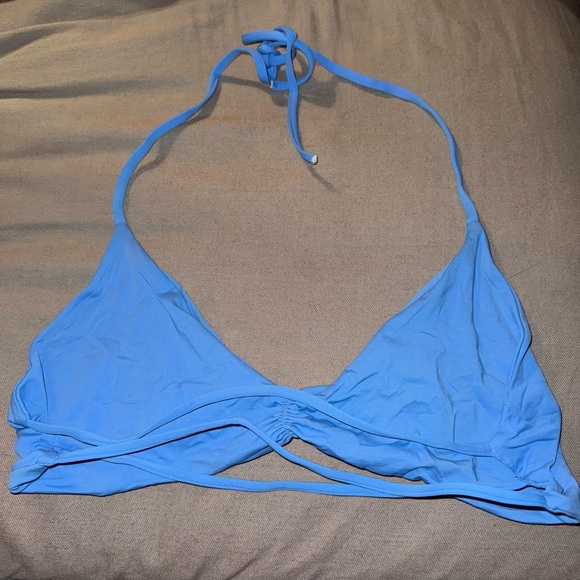 L space bikini top - Picture 2 of 2